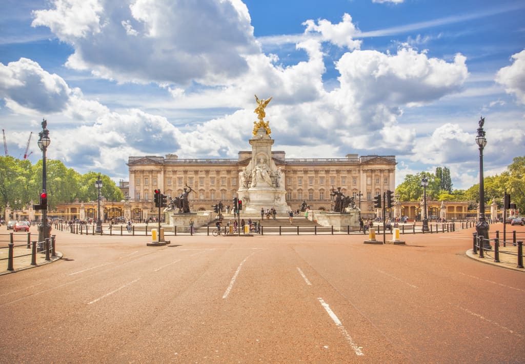Best Buckingham Palace tours