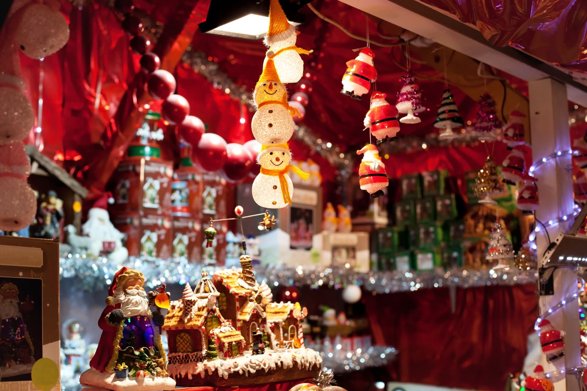 Best cities for Christmas shopping