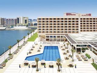 Hotel Hilton Garden Inn Ras Al Khaimah In Ras Al Khaimah Gunstig