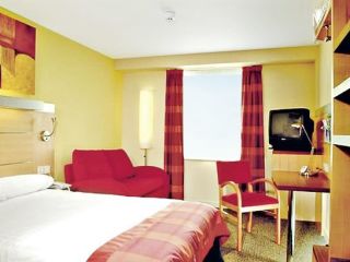 Hotel Holiday Inn Express Limehouse In London Gunstig Bei Weg De Buchen