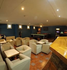 Somriu Hotel Vall Ski