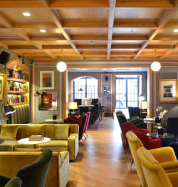 Browns Central Hotel