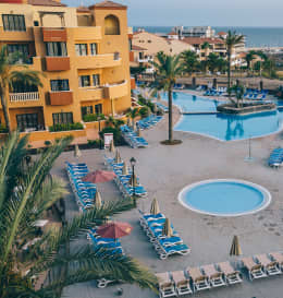 Grand Muthu Golf Plaza Hotel & Spa