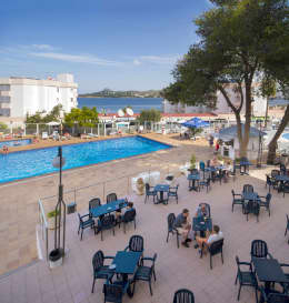 Apartamentos Vibra Riviera