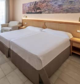 GHT Oasis Tossa & Spa