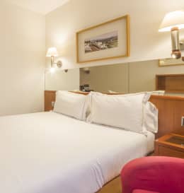 Ilunion Les Corts Spa