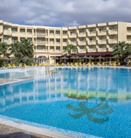 Houda Yasmine Hammamet