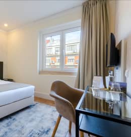 LX51 Studios & Suites by APT IIN - Lisbon Center