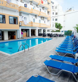 Pela Maria Hotel
