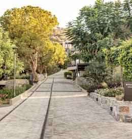 Elios Hill