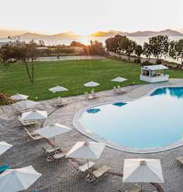 White Olive Marine Aquapark