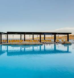 AX Sunny Coast Resort & Spa