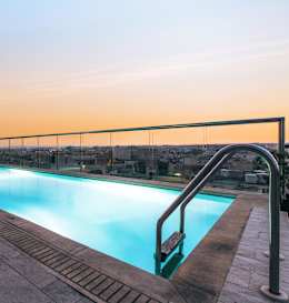AX The Victoria Hotel