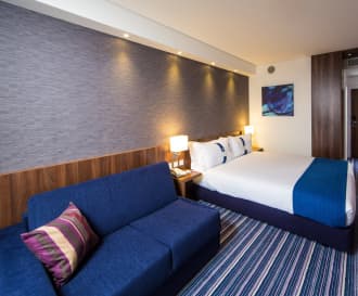 Holiday Inn Express LISBON - ALFRAGIDE