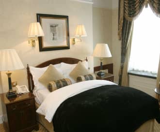 The Colonnade Hotel