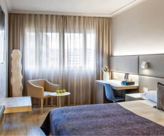 Salles Hotel Pere IV