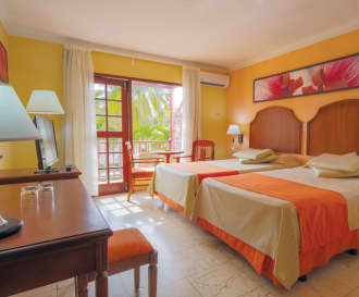 Starfish Cuatro Palmas Hotel