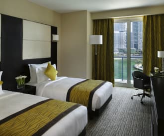 Movenpick Hotel Jumeirah Lakes Towers