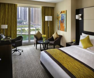 Movenpick Hotel Jumeirah Lakes Towers