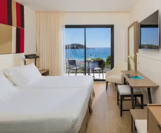 H10 Casa Del Mar