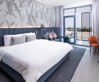 C Central Hotel & Resort The Palm