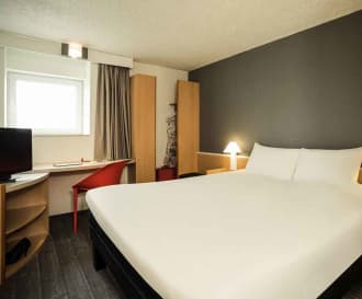 ibis Orly Chevilly Tram 7