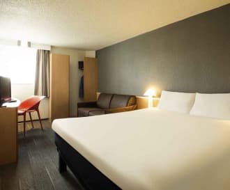 ibis Orly Chevilly Tram 7