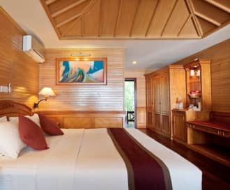 Royal Island All-inclusive Resort - at Baa Atoll Biosphere Reserve