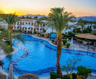 Dive Inn Resort