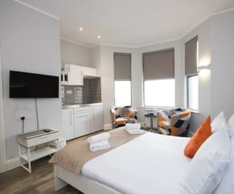 Westciti Caroco Aparthotel