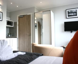 Westciti Caroco Aparthotel