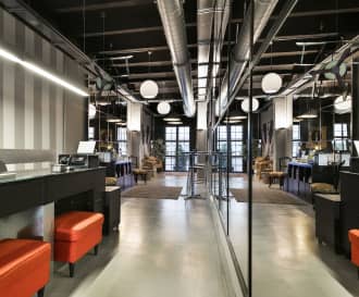 Fira Centric Apartments by gaiarooms