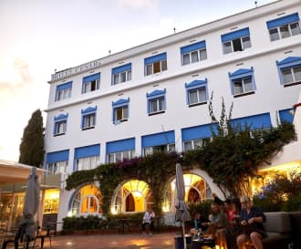 Hotel César