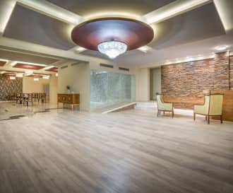 Elegance Luxury Executive Suites - Adults Only