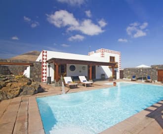 Casa Rural Hero