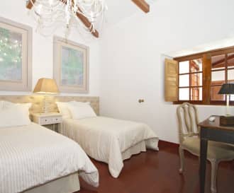Casa Rural Hero