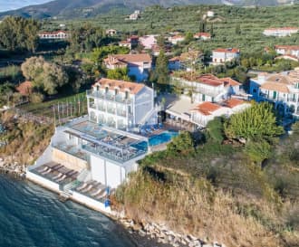 Denise Beach Hotel