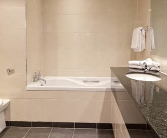 Bedford Hotel