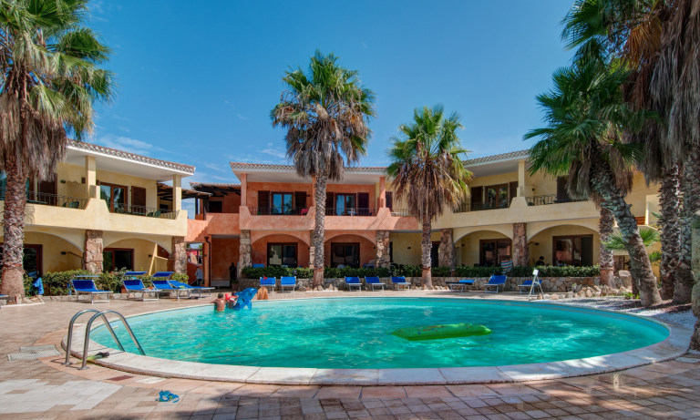 7 noches + vuelos 📍Costa Esmeralda - Cerdeña Este, Italia