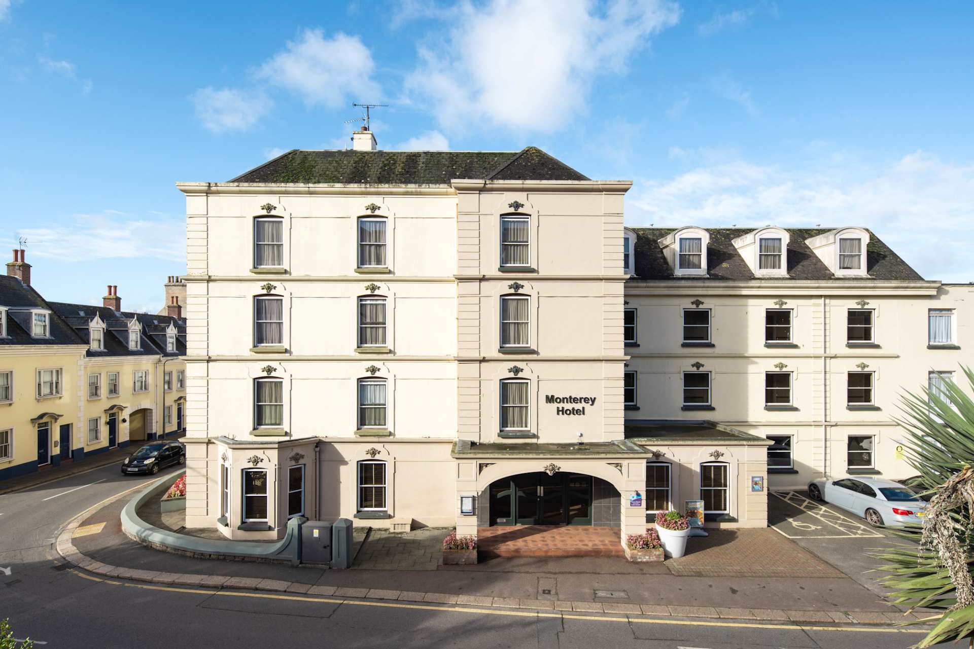 Saviour Holidays 2025 2026 Cheap Holidays to Saviour