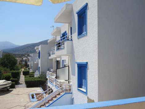 

Amazones Villas Apartments