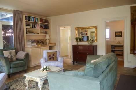 

Athelney Cottage
