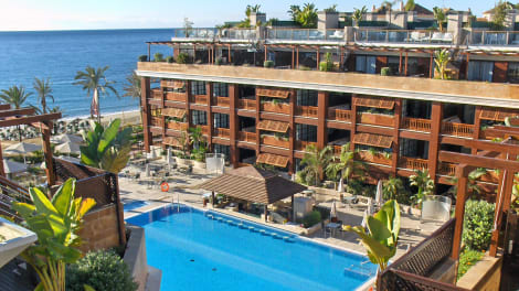 Puerto Banús Hotels from £83, Cheap Hotels