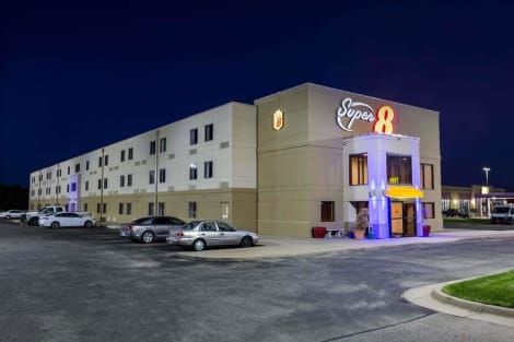 Wichita Hotels From 31 Cheap Hotels Lastminute Com