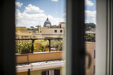 

St Peter Vatican Homes