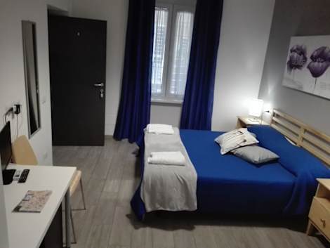 

Lotus Rooms In Rome