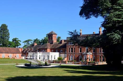 

OAKLEY HALL