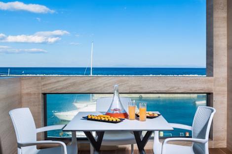 

Porto Marine Hotel