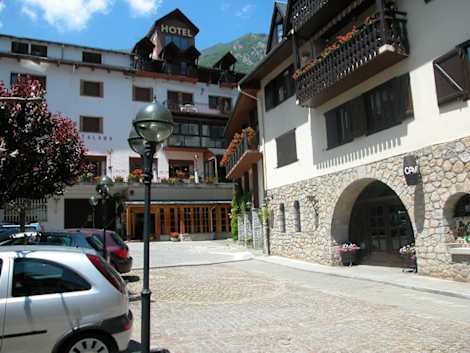 

Hosteria Catalana