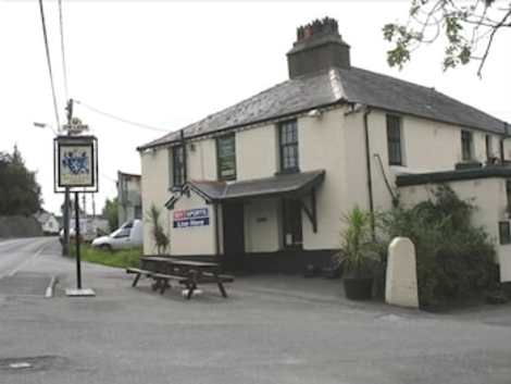 

Holland Arms Hotel